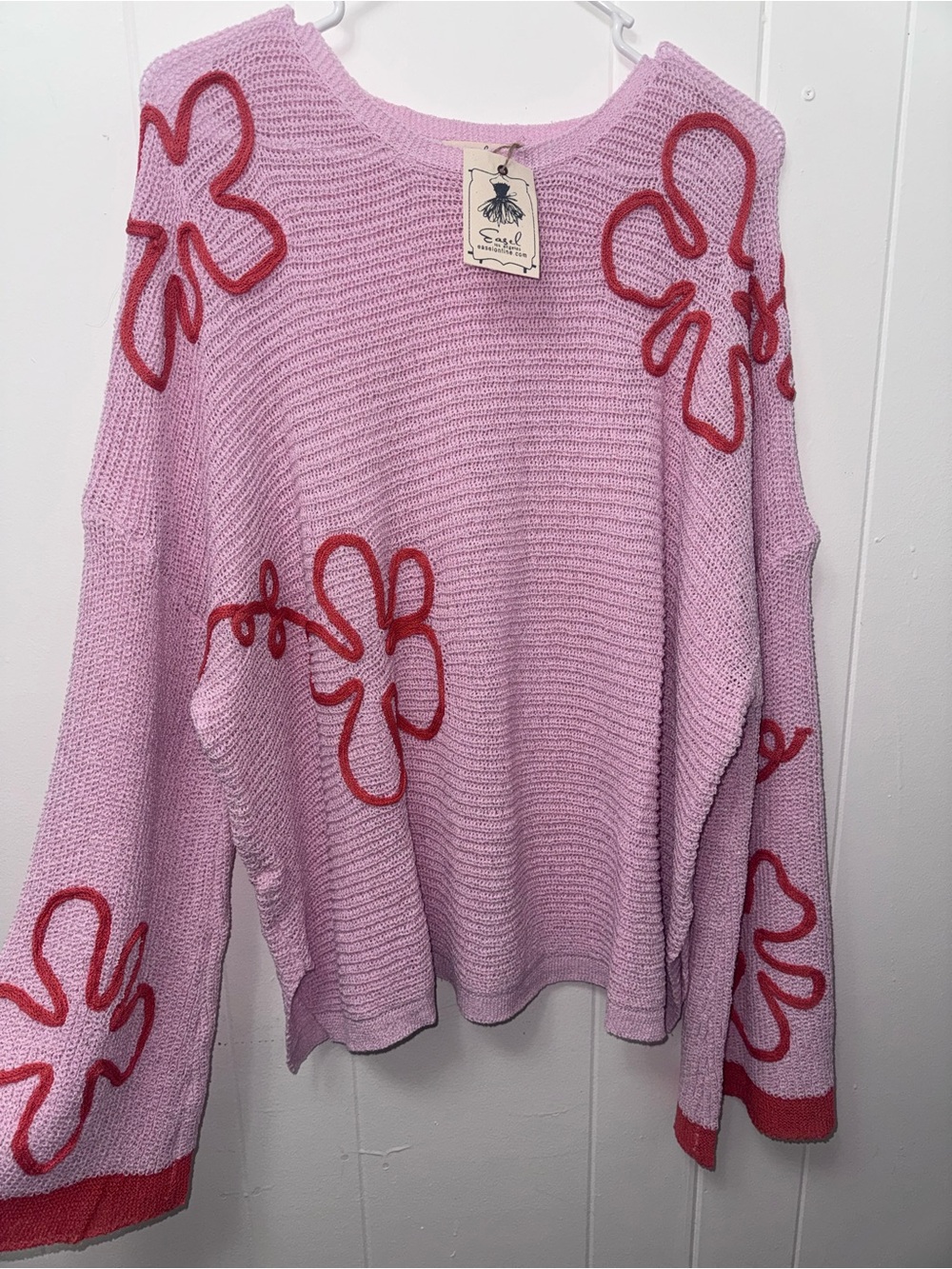 Easel Cozy Pink Crewneck Sweater with Red Floral Appliqué Belle Sleeves